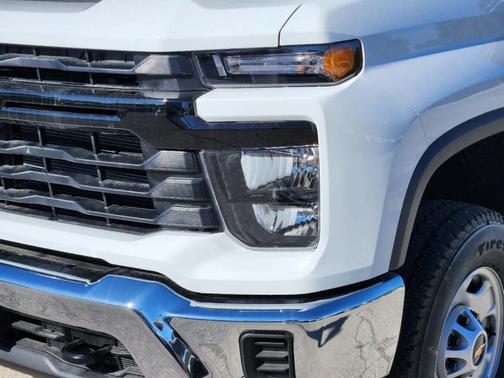 2025 Chevrolet Silverado 2500 WT