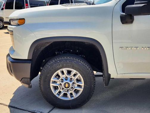 2025 Chevrolet Silverado 2500 WT