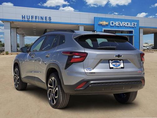 Sterling Gray Metallic 2026 Chevrolet Trax 2RS