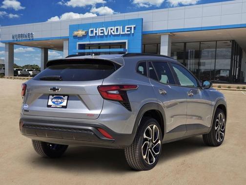 Sterling Gray Metallic 2026 Chevrolet Trax 2RS