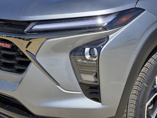 Sterling Gray Metallic 2026 Chevrolet Trax 2RS