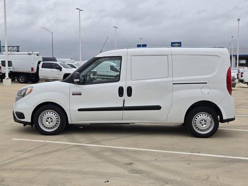 Bright White 2022 RAM ProMaster City Base