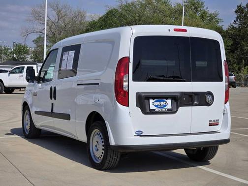 Bright White 2022 RAM ProMaster City Base