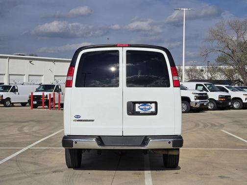 2024 Chevrolet Express 2500 Work Van