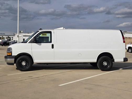 2024 Chevrolet Express 2500 Work Van