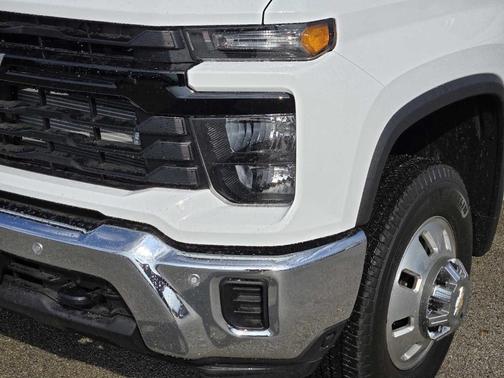 2026 Chevrolet Silverado 3500 WT