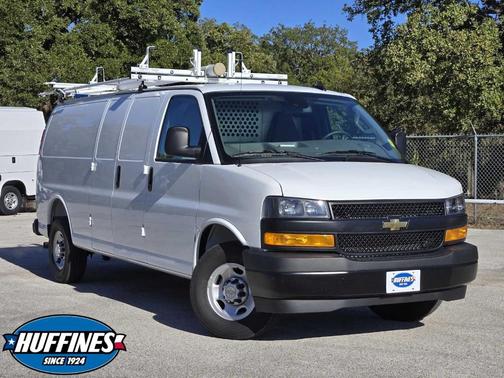 2025 Chevrolet Express 2500 Work Van