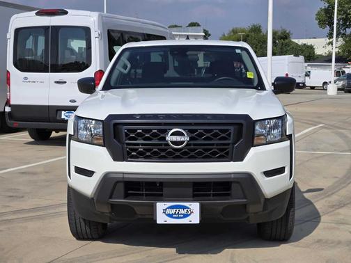 2024 Nissan Frontier S