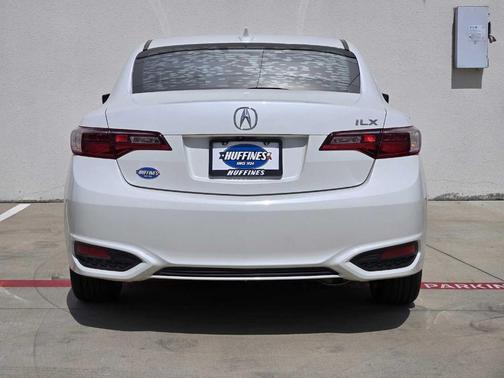 2018 Acura ILX