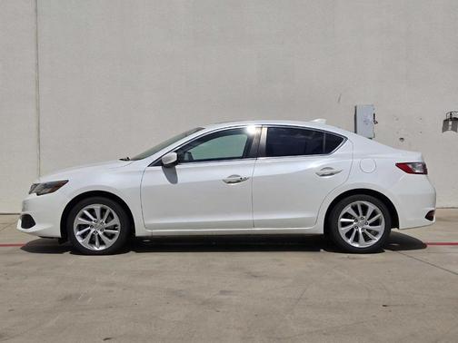 2018 Acura ILX