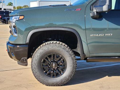 2026 Chevrolet Silverado 2500 ZR2