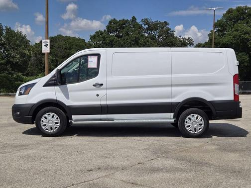 Oxford White 2024 Ford Transit-250 Base
