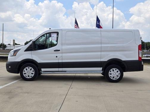 Oxford White 2024 Ford Transit-250 Base