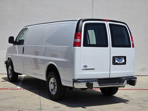 2023 Chevrolet Express 2500 Work Van