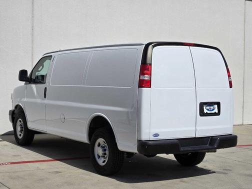 2022 Chevrolet Express 3500 Work Van