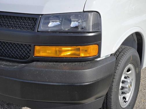 2026 Chevrolet Express 2500 Work Van