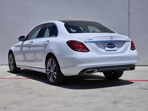 2016 Mercedes-Benz C-Class C 300