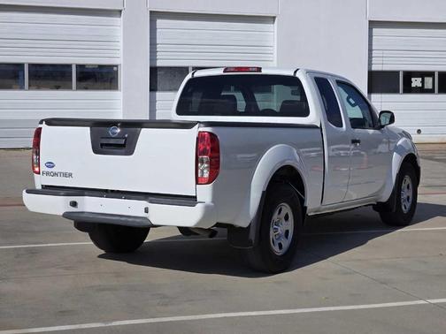 2021 Nissan Frontier S