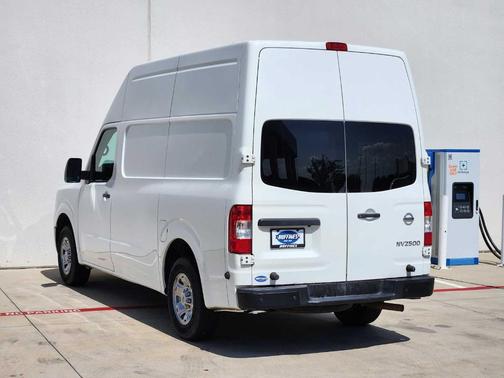 2020 Nissan NV Cargo NV2500 HD SV V6/SV V8