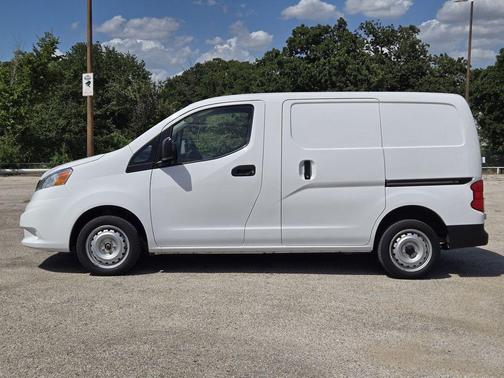 Fresh Powder 2021 Nissan NV200 S