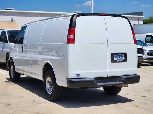 2021 Chevrolet Express 2500 Work Van