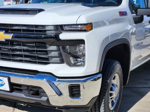 2025 Chevrolet Silverado 2500 WT