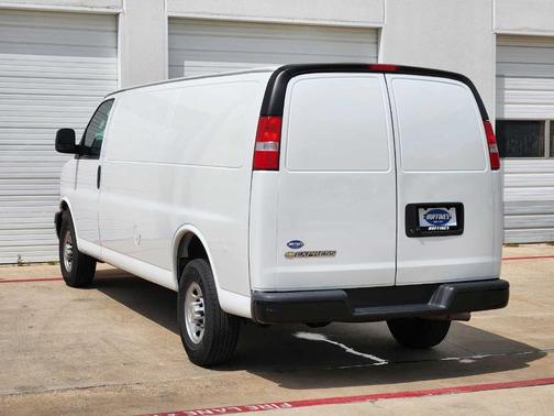 2023 Chevrolet Express 2500 Work Van