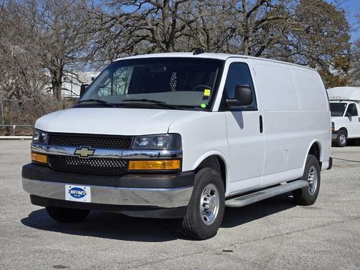 2024 Chevrolet Express 2500 Work Van
