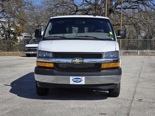 2024 Chevrolet Express 2500 Work Van