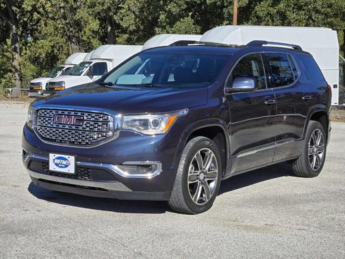 2019 GMC Acadia Denali