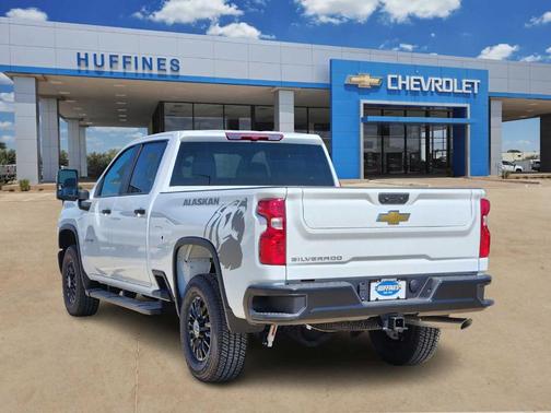 2025 Chevrolet Silverado 2500 WT