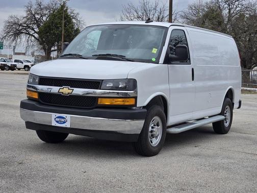 2024 Chevrolet Express 2500 Work Van