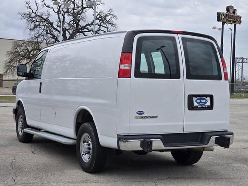 Summit White 2024 Chevrolet Express 2500 Work Van