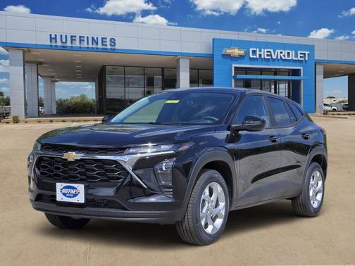 Mosaic Black Metallic 2026 Chevrolet Trax LS