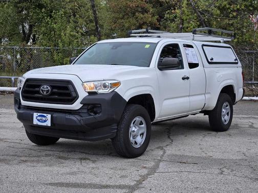 2022 Toyota Tacoma SR