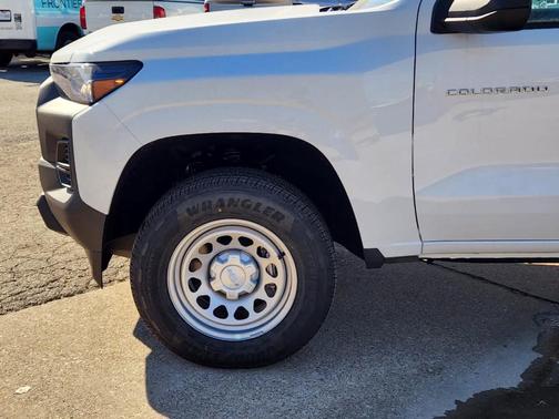 2025 Chevrolet Colorado WT