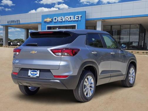 Sterling Gray Metallic 2026 Chevrolet Trailblazer LS