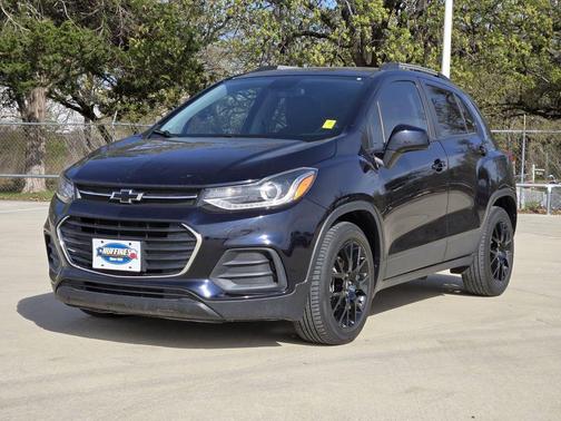 Midnight Blue Metallic 2022 Chevrolet Trax LT