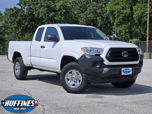 White 2022 Toyota Tacoma SR