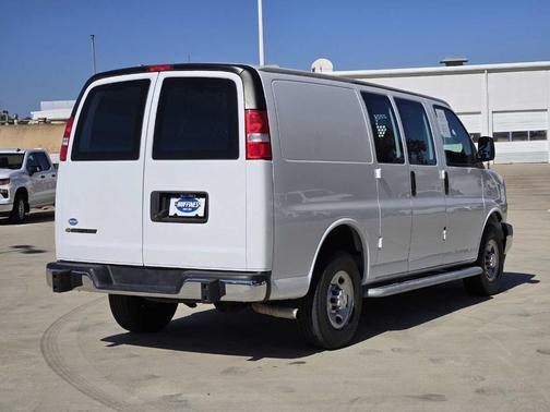 2024 Chevrolet Express 2500 Work Van