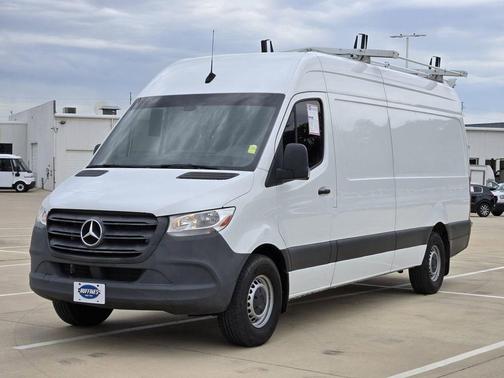 Arctic White 2023 Mercedes-Benz Sprinter 2500