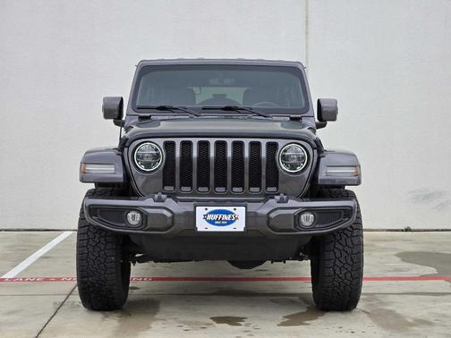 2021 Jeep Wrangler Unlimited Sahara Altitude