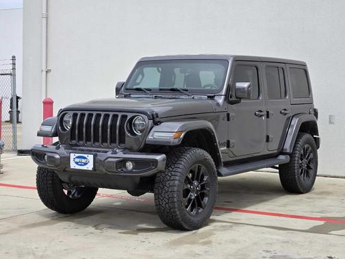 2021 Jeep Wrangler Unlimited Sahara Altitude