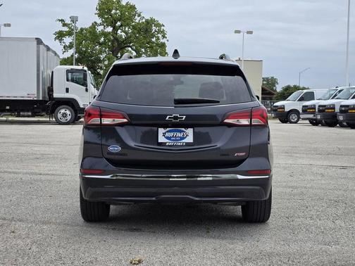 Gray 2023 Chevrolet Equinox RS