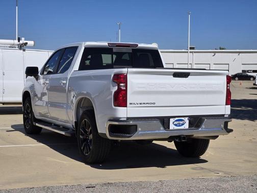 Summit White 2025 Chevrolet Silverado 1500 LT