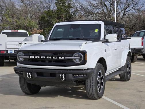 2022 Ford Bronco Outer Banks