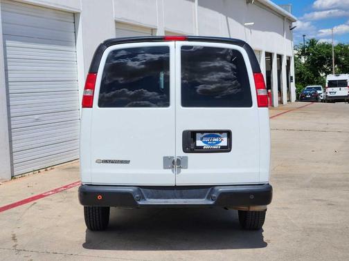 2019 Chevrolet Express 2500 Work Van