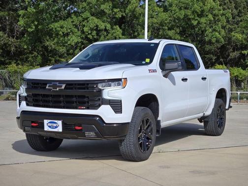 Summit White 2025 Chevrolet Silverado 1500 LT Trail Boss