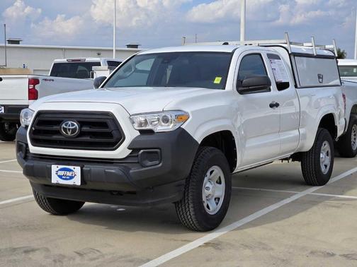 2022 Toyota Tacoma SR