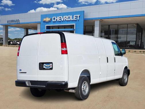 2025 Chevrolet Express 2500 Work Van